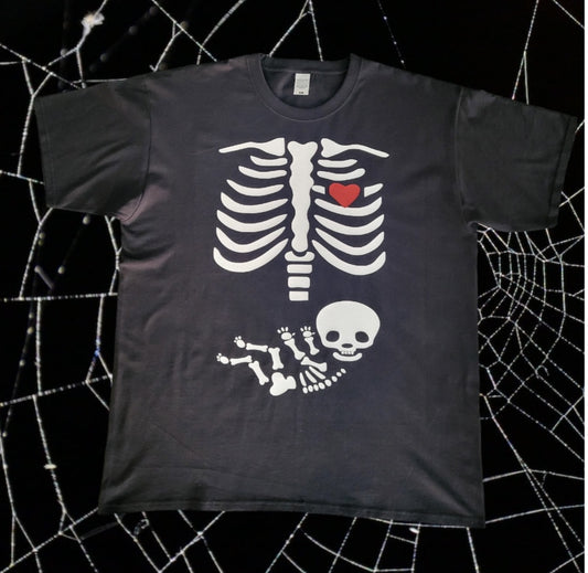 Skeleton pregnancy tshirt